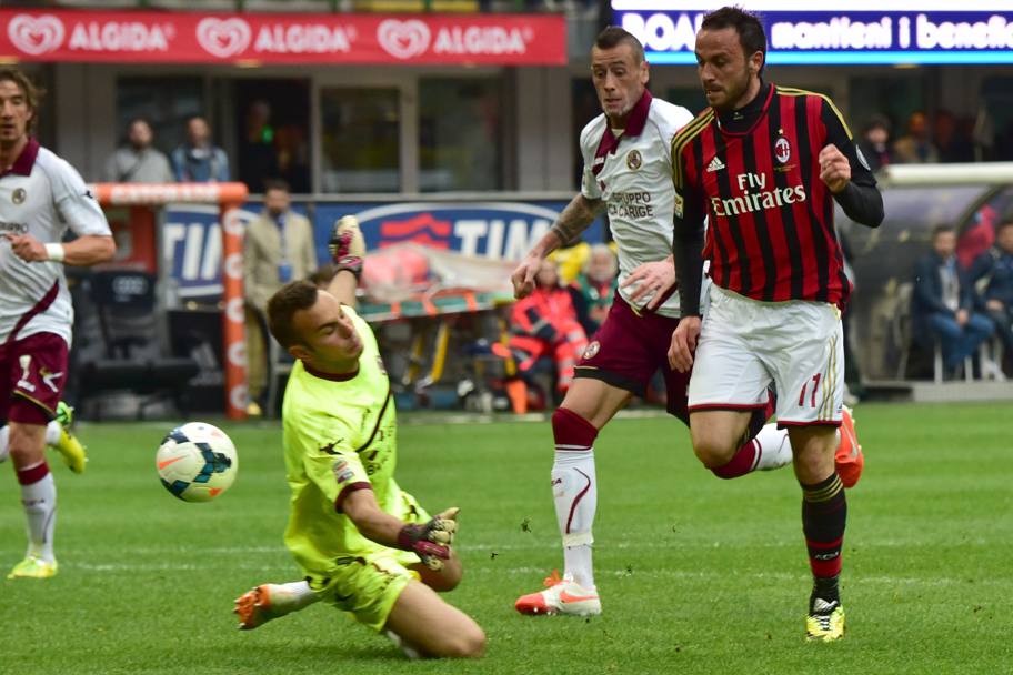 Nel finale c&#39;è gloria anche per Pazzini, in gol su assist di Balotelli. Afp